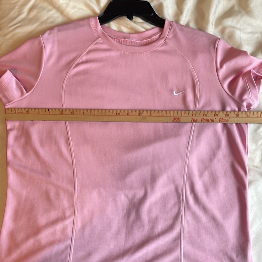 Nike Top - Picture 3 of 6